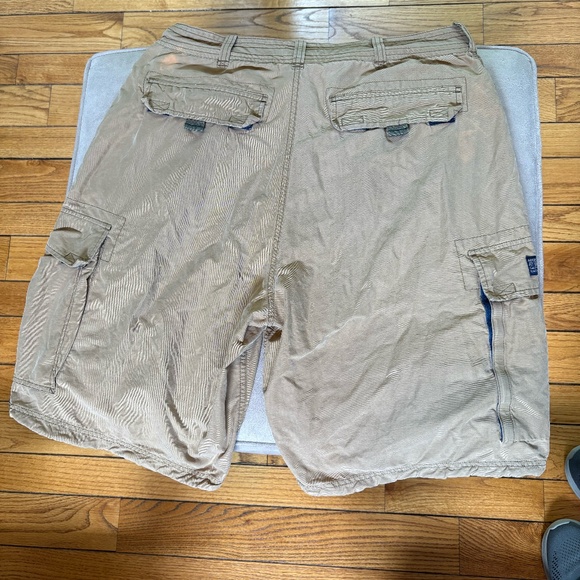 VINTAGE ABERCROMBIE & FITCH MEN'S PARATROOPS SHORTS - Size Medium (32 waist) - Picture 2 of 12